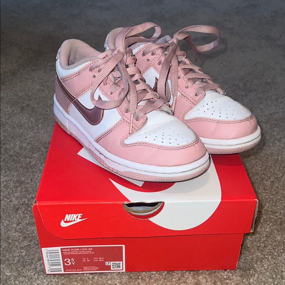 Nike Girls Dunk Low Sneakers